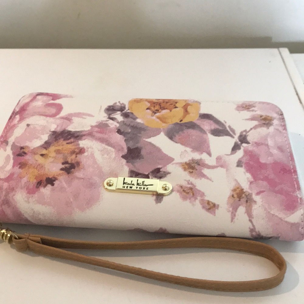 Wallet - Picture 2 of 4